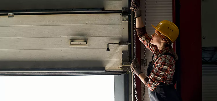 Addressing Common Garage Door Stoppage Issues in Chesterfield, MO